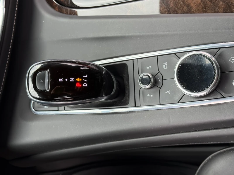 Cadillac Escalade ESV PLATINUM PREMIUM LUX, снимка 8 - Автомобили и джипове - 52026905