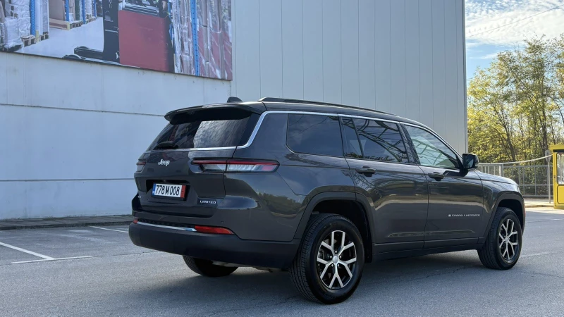 Jeep Grand cherokee 3.6 LIMITED 49 k km. 7 местен ПРОМО ДО 01.2026г., снимка 6 - Автомобили и джипове - 52450563