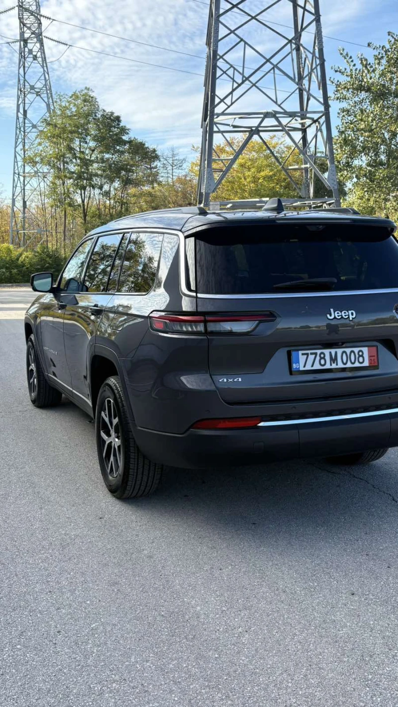 Jeep Grand cherokee 3.6 LIMITED 49 k km. 7 местен ПРОМО ДО 01.2026г., снимка 13 - Автомобили и джипове - 52450563