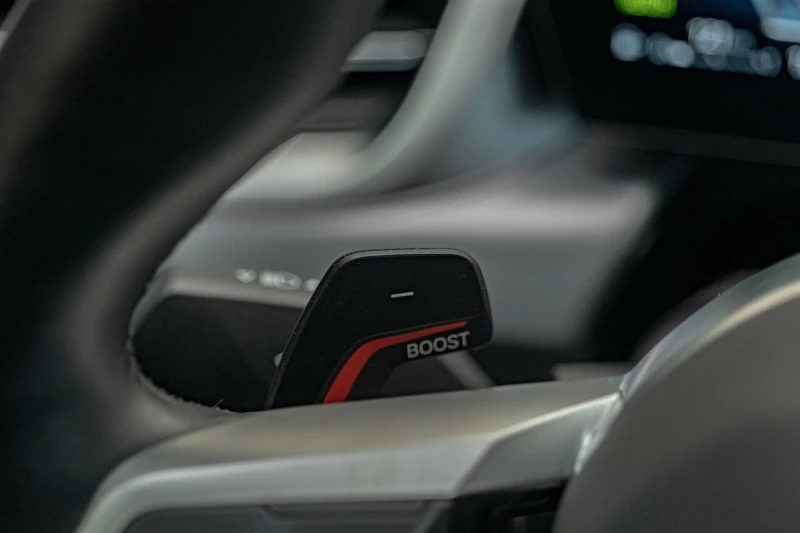 BMW X1 23d/M-Perf/xDrive/Harman Kardon/Камера/Подгрев, снимка 12 - Автомобили и джипове - 52377621