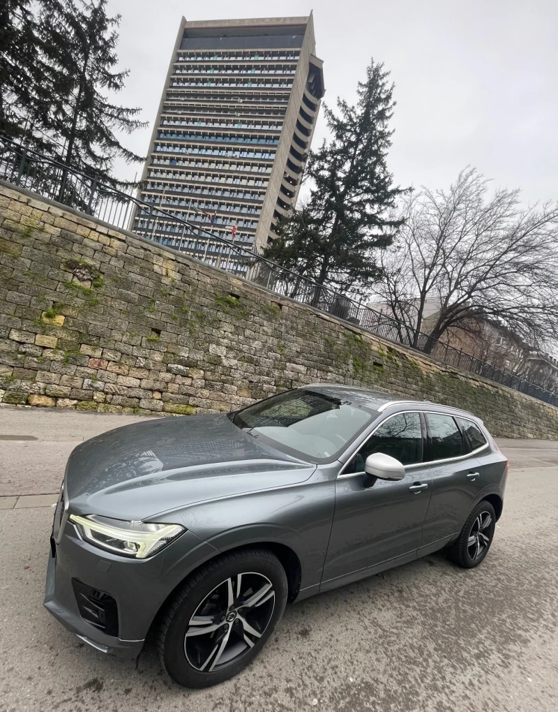 Volvo XC60 R Design 2.0D4 4x4 150, 000km, снимка 4 - Автомобили и джипове - 53100719