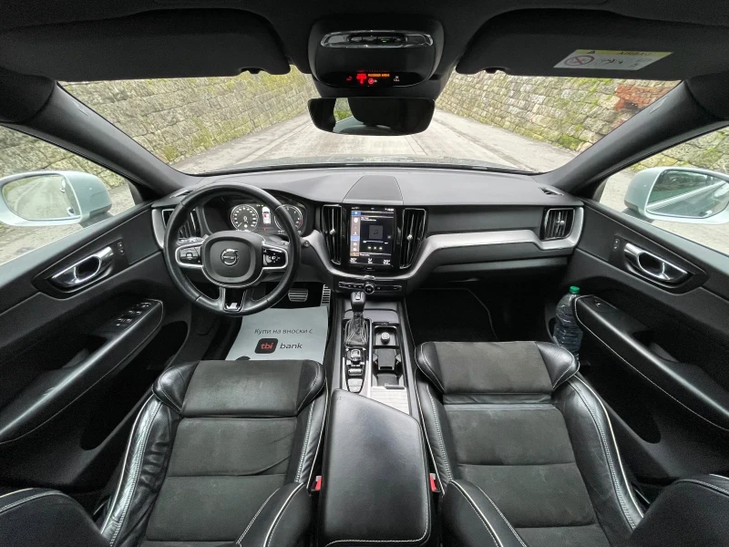 Volvo XC60 R Design 2.0D4 4x4 150, 000km, снимка 10 - Автомобили и джипове - 53100719