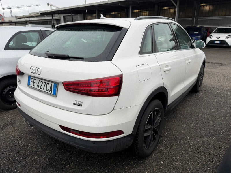 Audi Q3 2.0TDI 150кс quattro* S-Tronic* ПЕРФЕКТЕН* , снимка 3 - Автомобили и джипове - 53286939