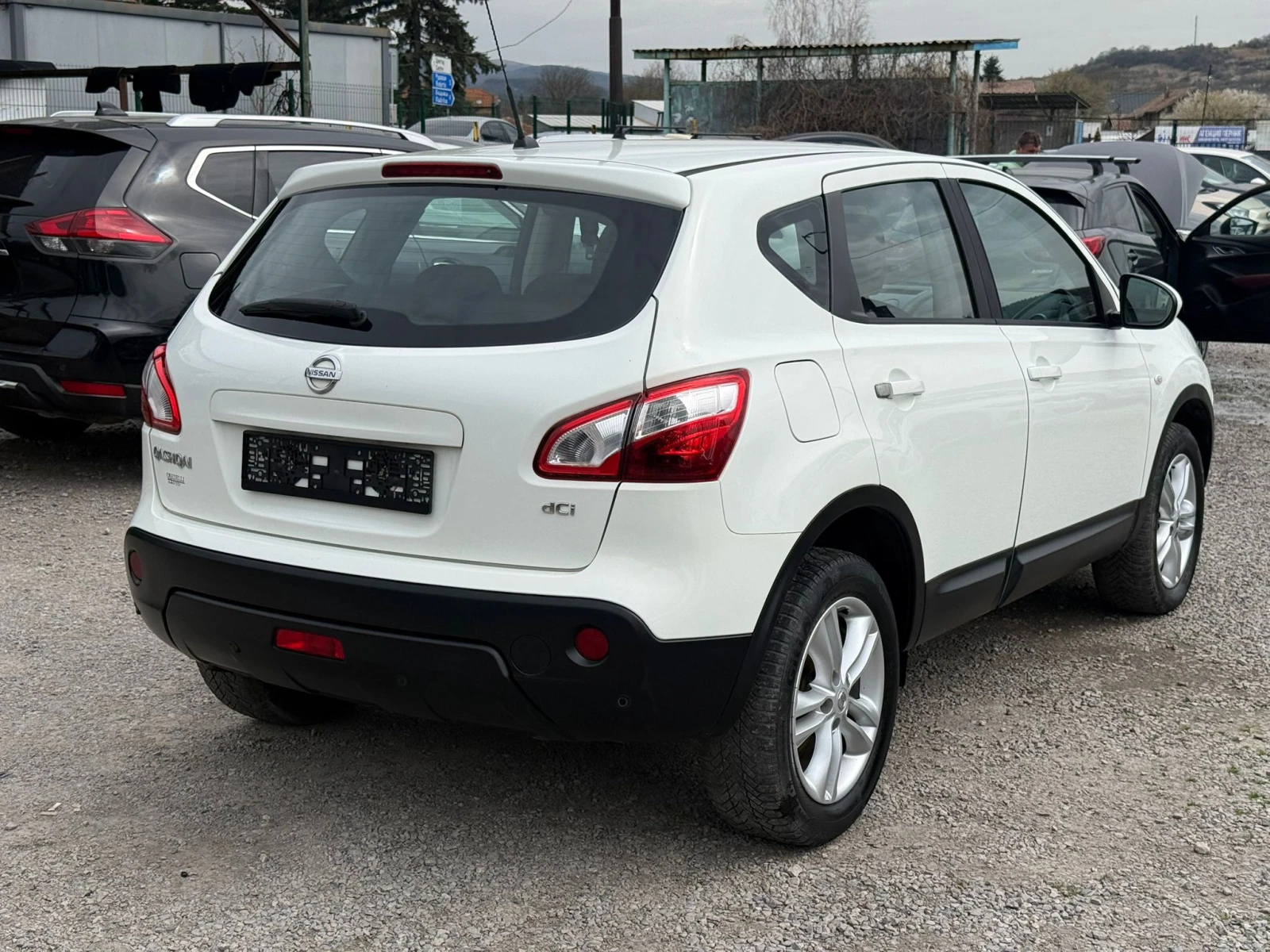 Nissan Qashqai 1.5dci* ТОП* Euro 5B* , снимка 4 - Автомобили и джипове - 54247929