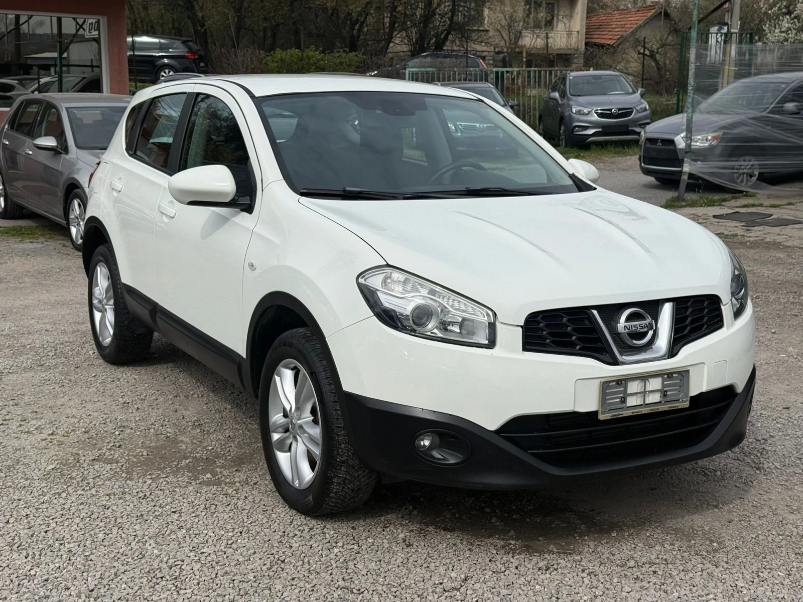 Nissan Qashqai 1.5dci* ТОП* Euro 5B* , снимка 3 - Автомобили и джипове - 54247929