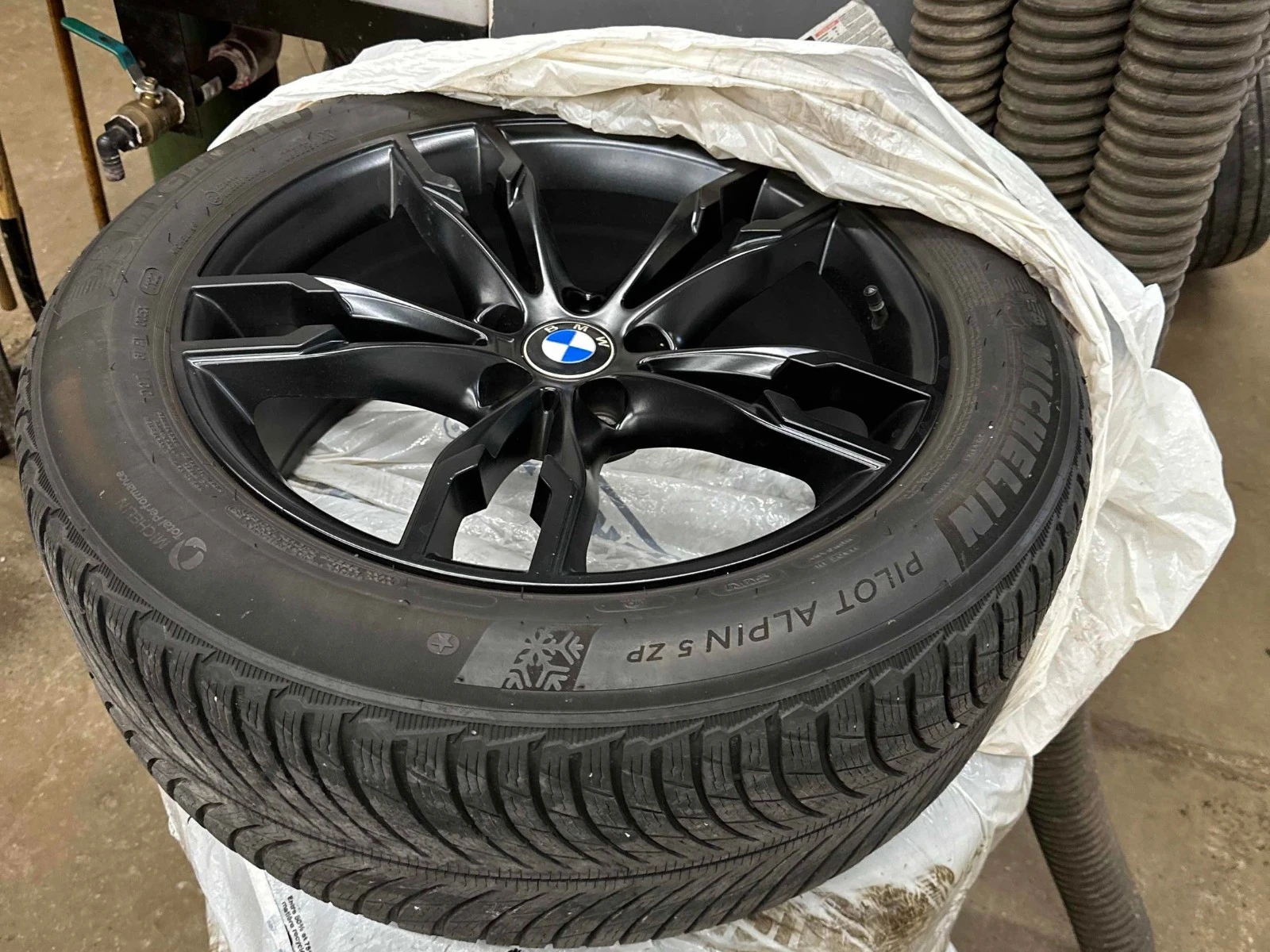 BMW X3 M40i * PANORAMA * АвтоКредит* (ЦЕНА ДО БГ), снимка 16 - Автомобили и джипове - 54306155