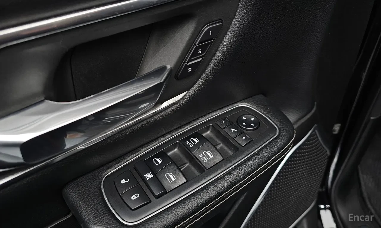 Dodge RAM 1500 LARAMIE 4WD* ОБДУХ* ПОДГРЕВ* КАМЕРА* CARPLAY, снимка 15 - Автомобили и джипове - 55434402