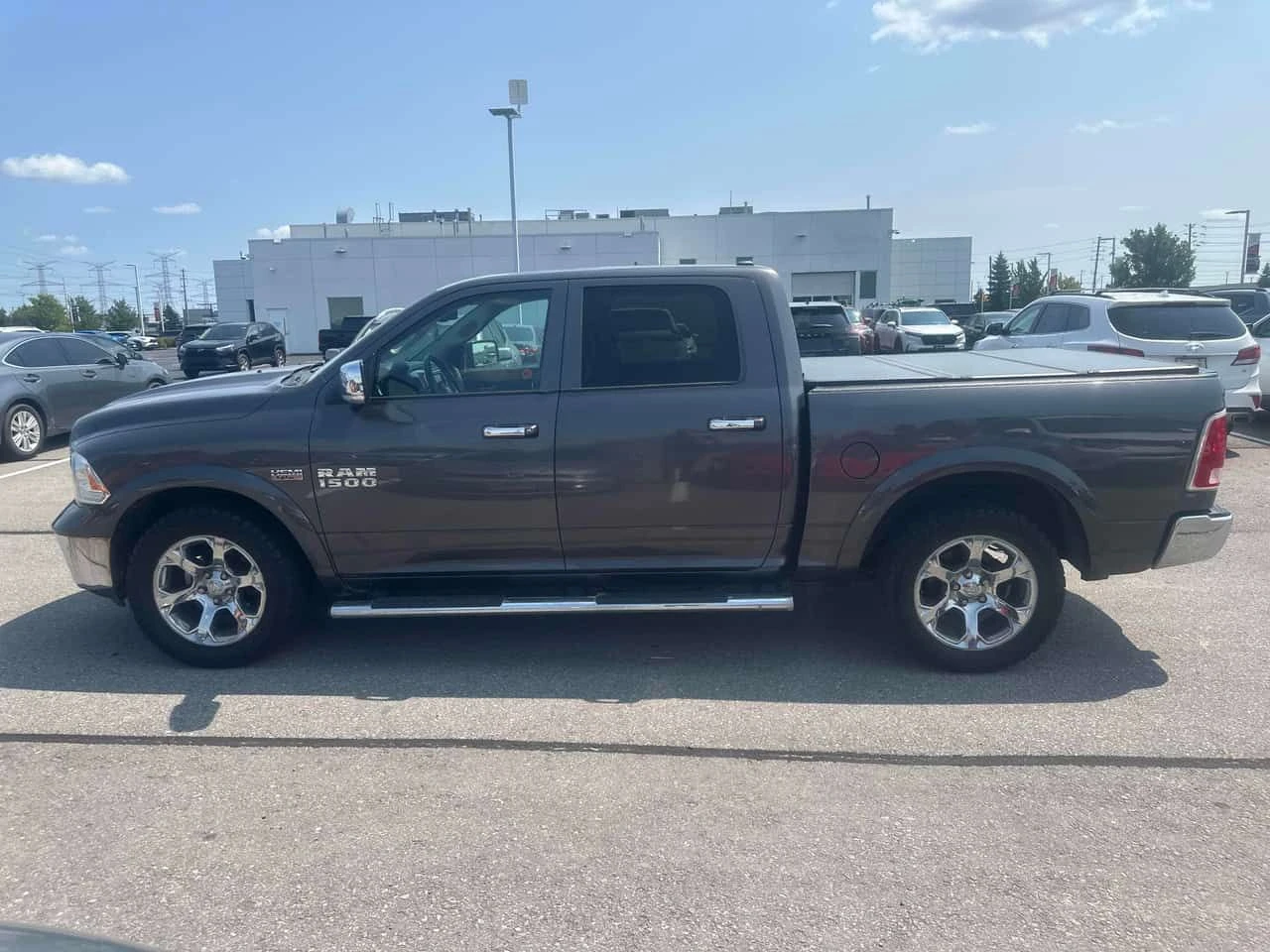 Dodge RAM 1500 * Laramie * АВТОКРЕДИТ БЕЗ ПЪРВОНАЧАЛНА ВНОСКА* , снимка 2 - Автомобили и джипове - 55639702