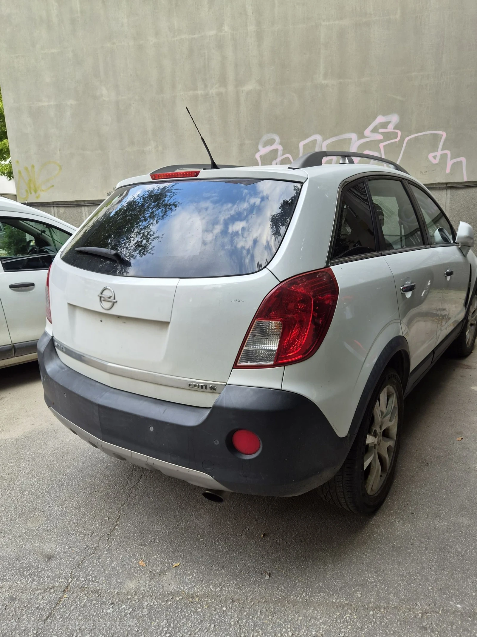 Opel Antara, снимка 6 - Автомобили и джипове - 55725880