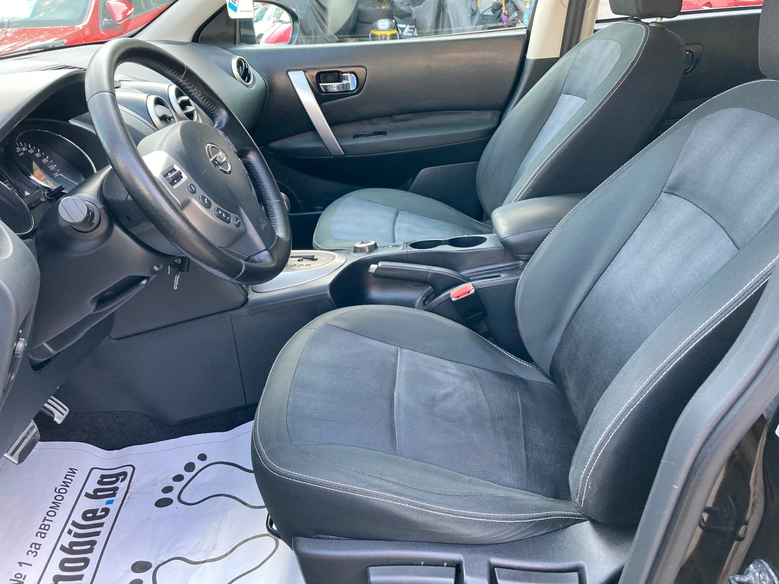Nissan Qashqai 2.0i бензин, автоматик, панорама, нави., снимка 7 - Автомобили и джипове - 55752521