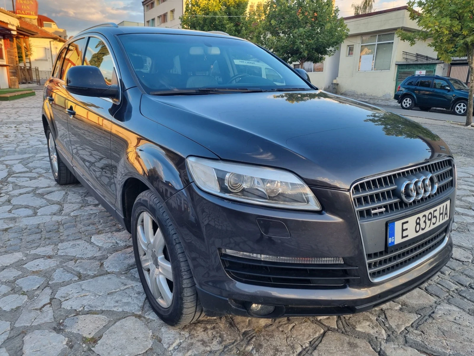 Audi Q7 7 местен 4х4 - ЛИЗИНГ, снимка 7 - Автомобили и джипове - 56132893