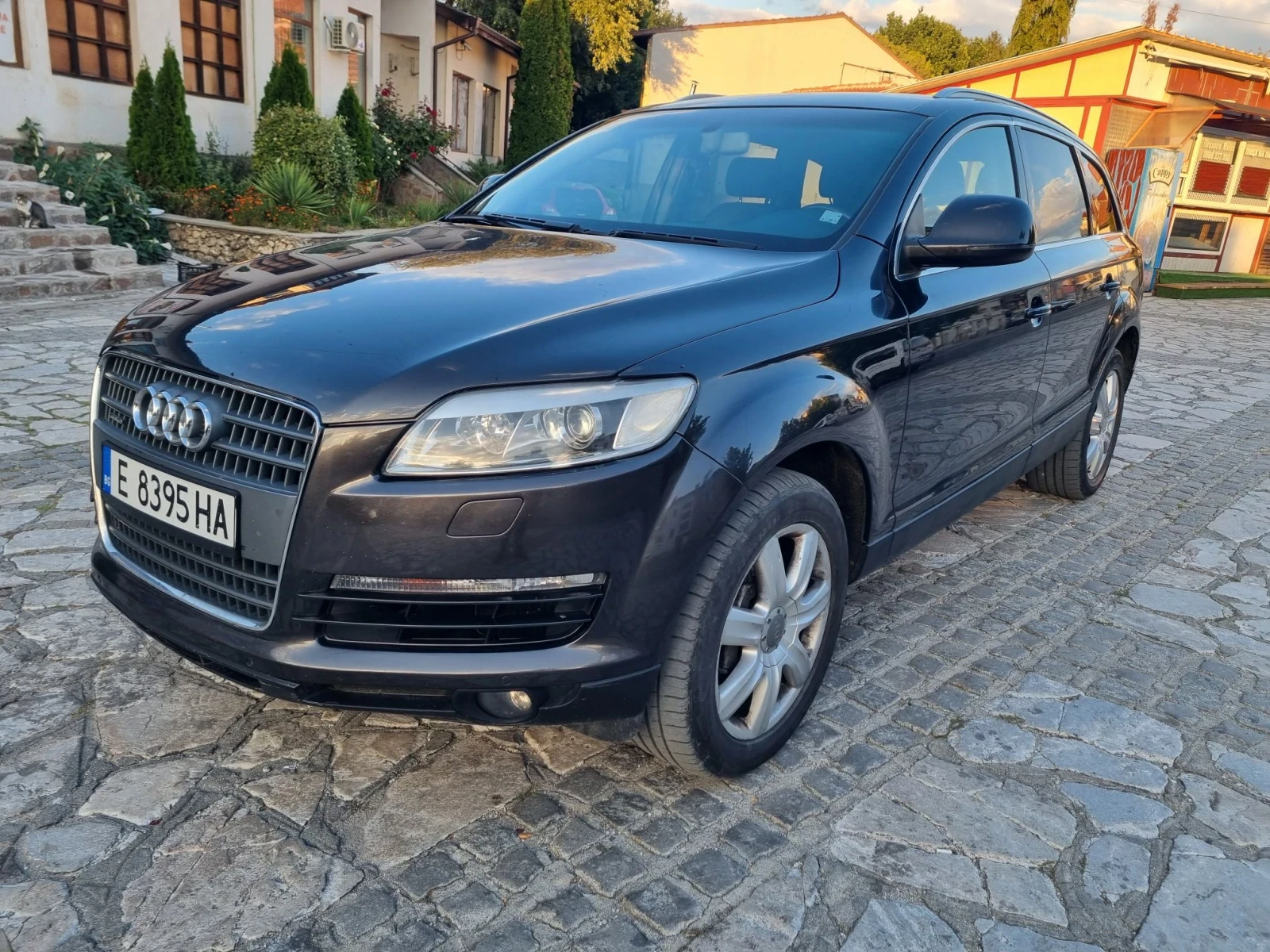 Audi Q7 7 местен 4х4 - ЛИЗИНГ, снимка 2 - Автомобили и джипове - 56132893