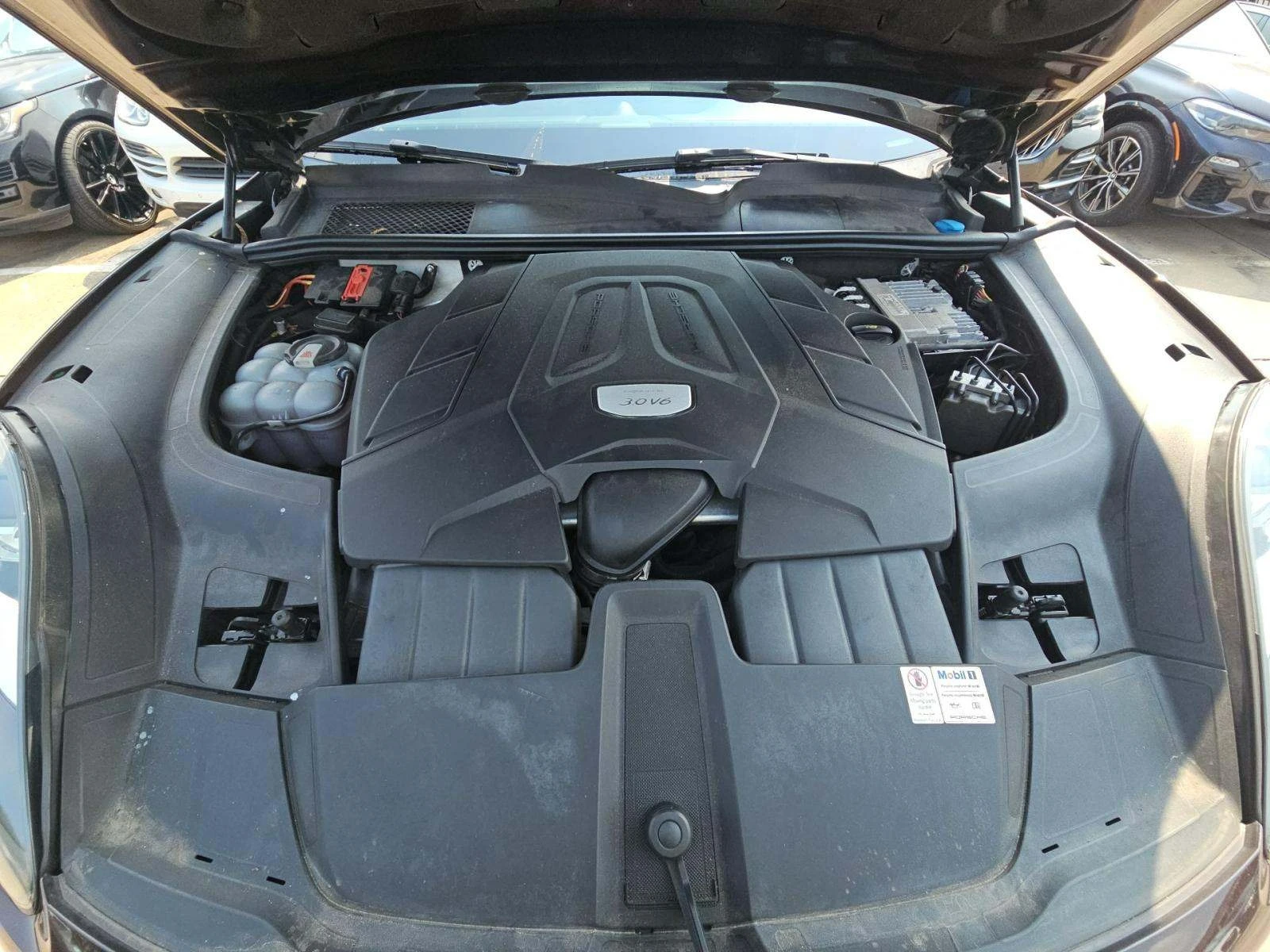 Porsche Cayenne, снимка 15 - Автомобили и джипове - 56443220