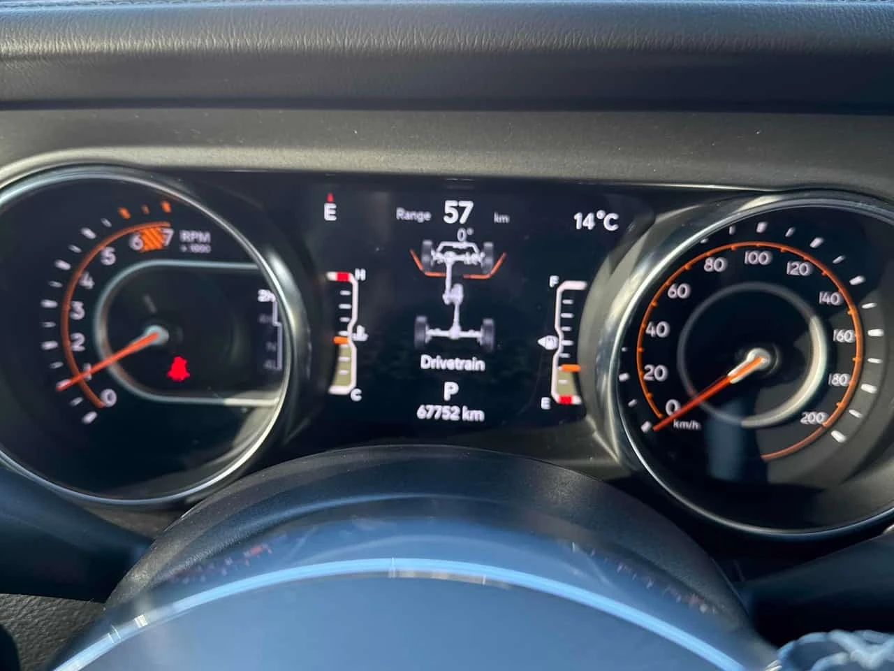 Jeep Wrangler * Sahara * CARFAX * ����� �� ����������� | Mobile.bg � ����������� 8