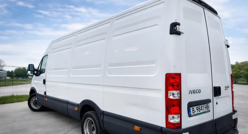Iveco 35s12 2.3 DAILY ДЪЛГА БАЗА, снимка 2 - Бусове и автобуси - 53426643