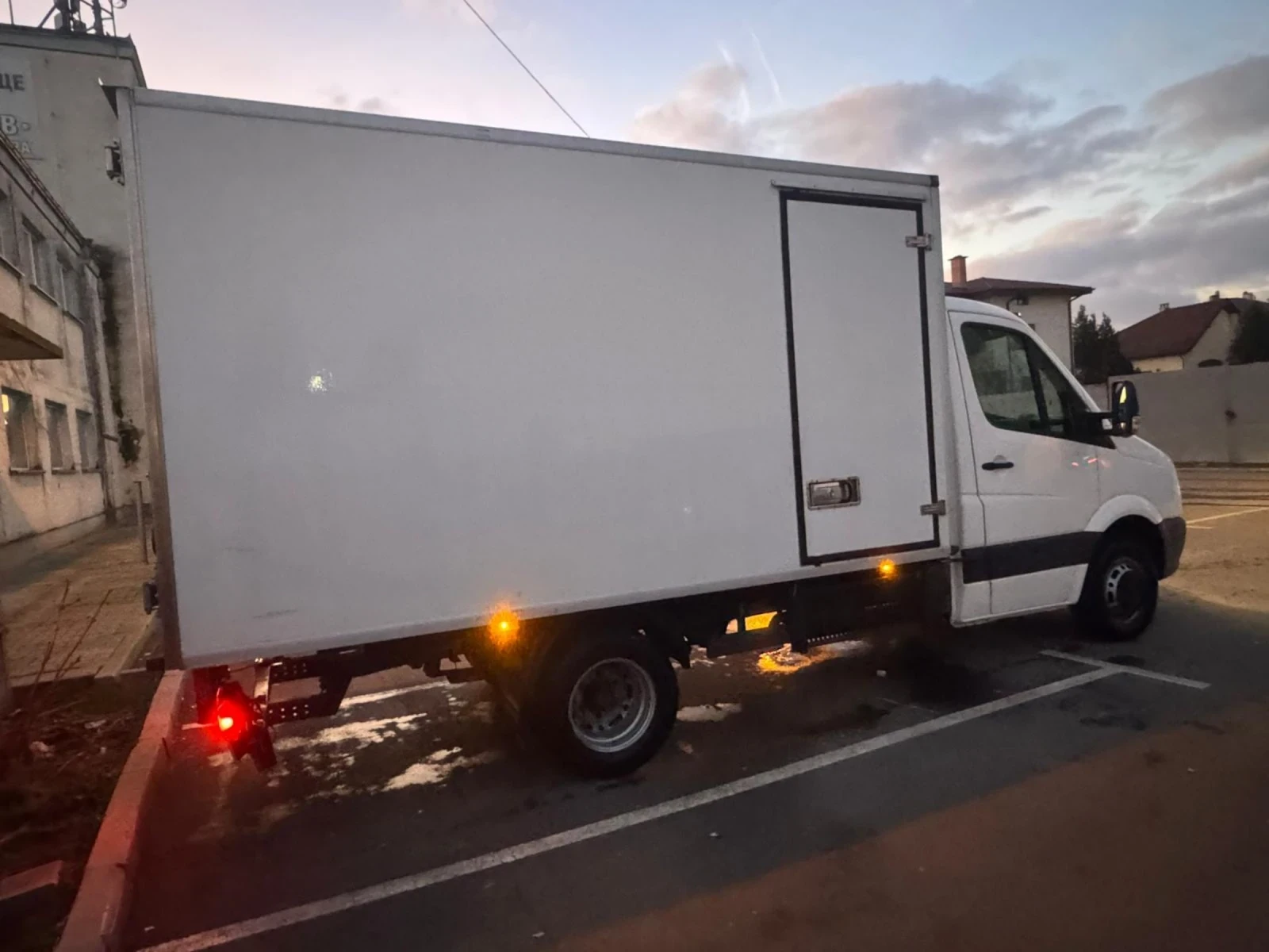 VW Crafter, снимка 3 - Бусове и автобуси - 53727982
