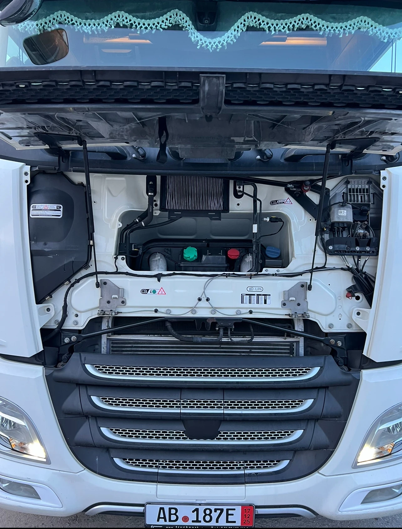 Daf XF 530 Мega 630000km. Retarder, снимка 12 - Камиони - 55711561