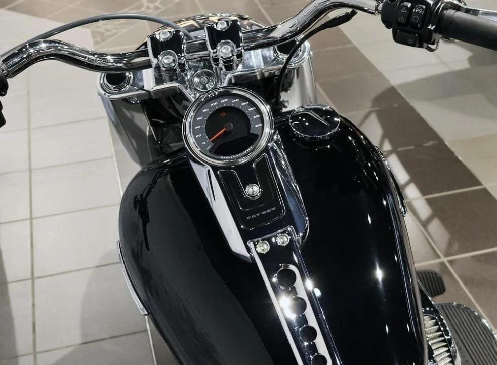 Harley-Davidson Softail Fat Boy 114 - изображение 3