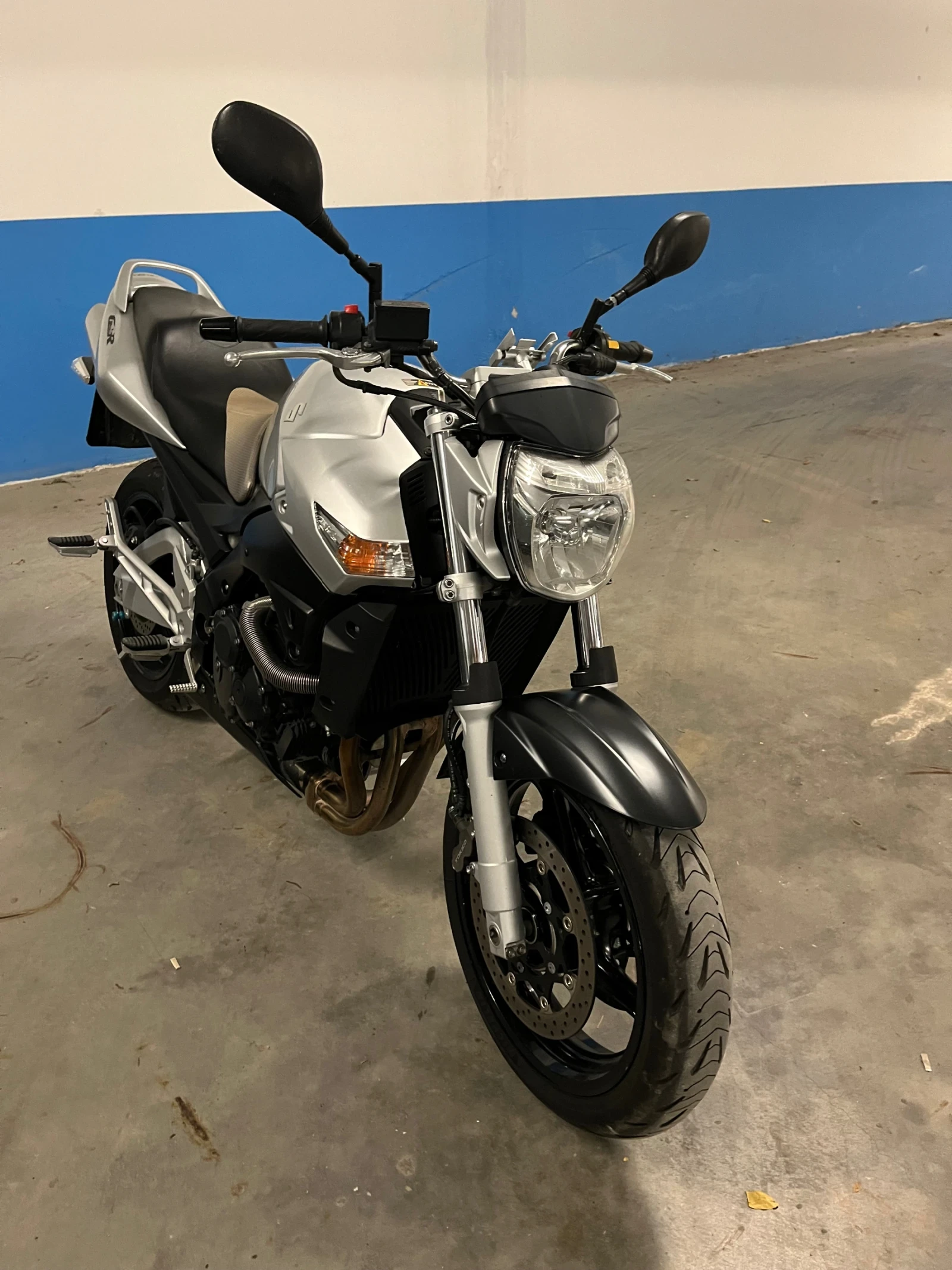 Suzuki Gsr