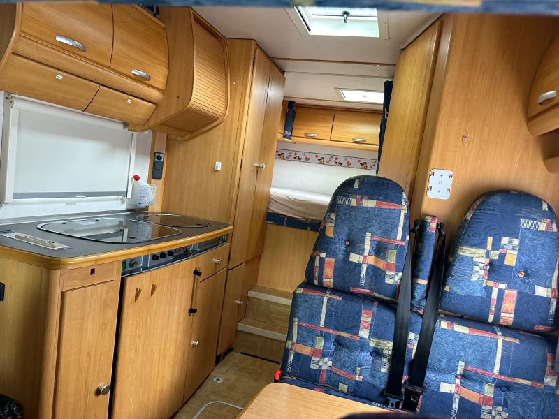 Кемпер Fiat LMC, снимка 16 - Каравани и кемпери - 52852961