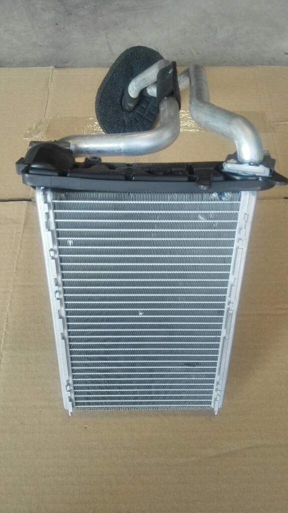 Радиатор парно вътрешен Рено Меган 1.9дци (1)