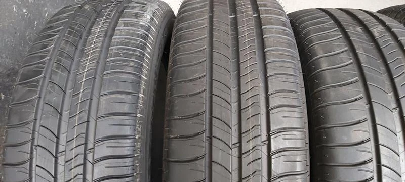 Гуми Летни 205/60R16, снимка 3 - Гуми и джанти - 30924563