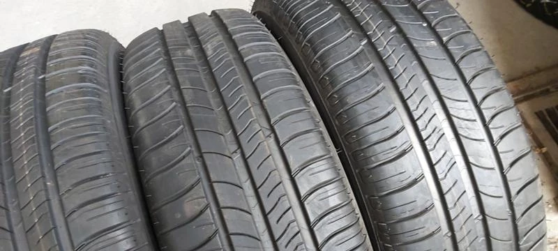 Гуми Летни 205/60R16, снимка 4 - Гуми и джанти - 30924563