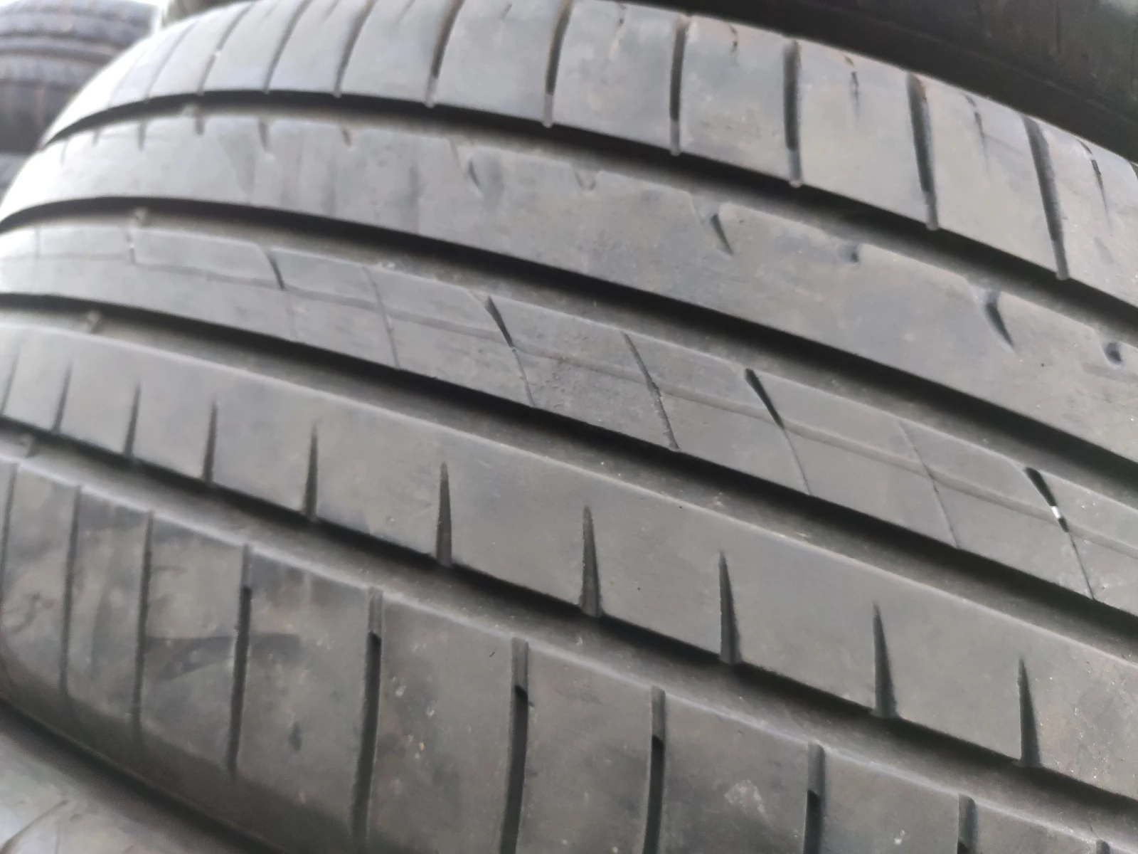 Гуми Летни 225/60R17, снимка 2 - Гуми и джанти - 54655642