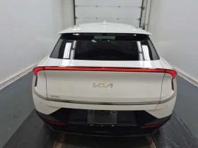 Kia EV6 4D UTILITY AWD/LAND /CARFAX/Подгрев/, снимка 4