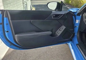 Toyota GR86 РЪЧКА * СЕРВИЗНА ИСТОРИЯ * CARFAX * , снимка 10