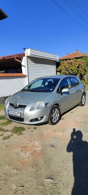  Toyota Auris