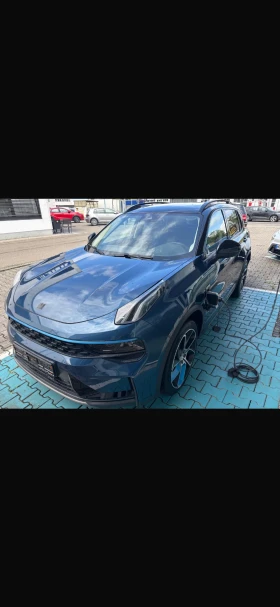 LynkCo 01 PHEV Automatik Plug In Hybrid 360 Kamera | Mobile.bg    4