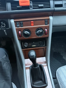 Mercedes-Benz 124, снимка 9 — Bazar.bg Mercedes-Benz 124, снимка 9