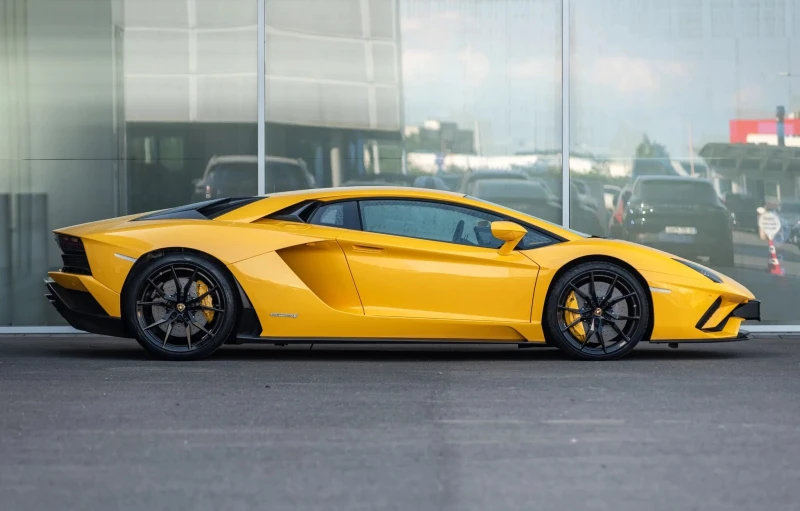 Lamborghini Aventador S Coupe 6.5 V12 4WD, снимка 4 - Автомобили и джипове - 47422525