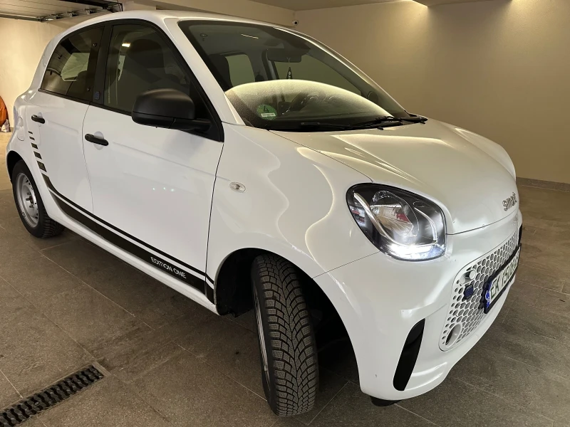 Smart Forfour, снимка 6 - Автомобили и джипове - 48095924