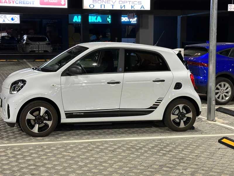 Smart Forfour, снимка 5 - Автомобили и джипове - 48095924