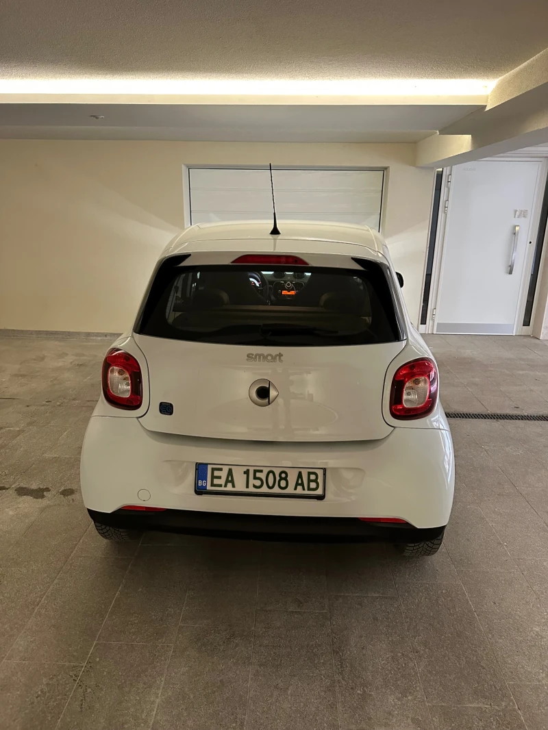 Smart Forfour, снимка 5 - Автомобили и джипове - 48095924