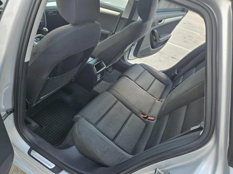 Audi A4 2.0 TDI 170КС* Lane Assist* Мъртва Точка* Ръчка* , снимка 11 - Автомобили и джипове - 52337989
