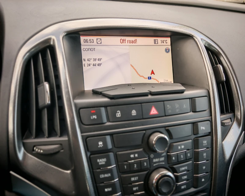 Opel Astra 1.4 ФАБРИЧНА ГАЗ, снимка 15 - Автомобили и джипове - 52072338