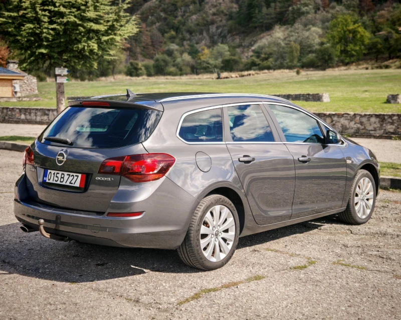 Opel Astra 1.4 ФАБРИЧНА ГАЗ, снимка 5 - Автомобили и джипове - 52072338