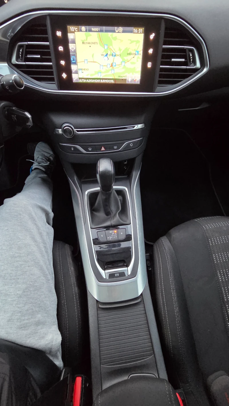 Peugeot 308 2.0 Автоматик Allure , снимка 13 - Автомобили и джипове - 52654903