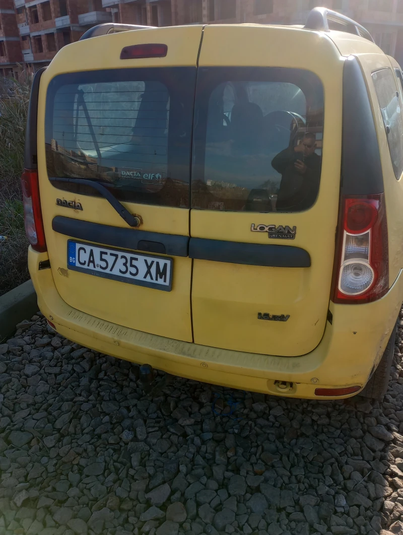 Dacia Logan 1.6, снимка 6 - Автомобили и джипове - 52834530