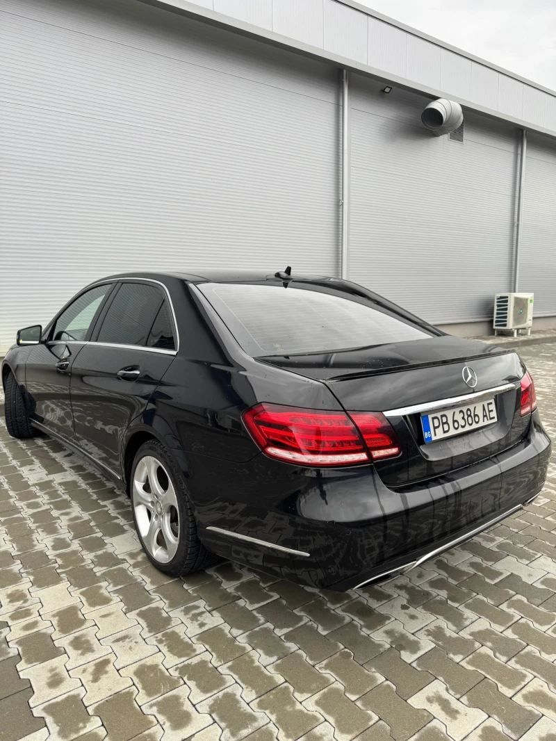 Mercedes-Benz E 350 Перфектна/FULL екстри!, снимка 5 - Автомобили и джипове - 53132415