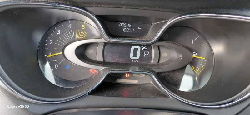 Renault Captur 1 5DCI, euro 5, AUTOMAT , снимка 16 - Автомобили и джипове - 53299641
