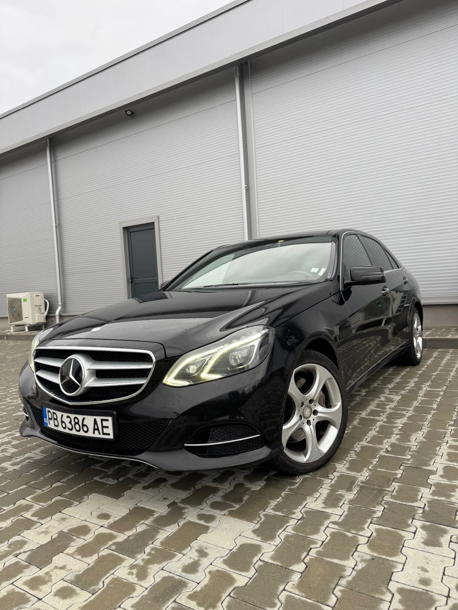 Mercedes-Benz E 350 Перфектна/FULL екстри!, снимка 1