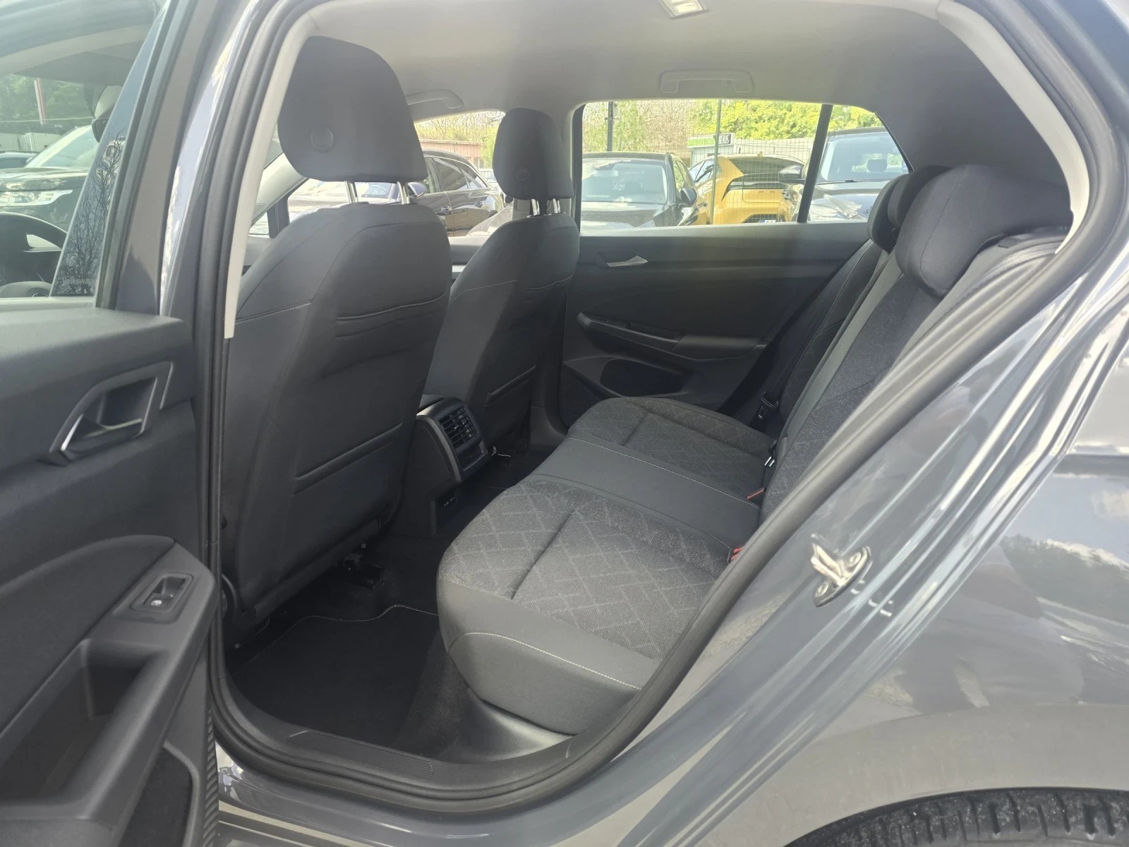 VW Golf 1.0 ETSI - 110.. - Life | Mobile.bg   12