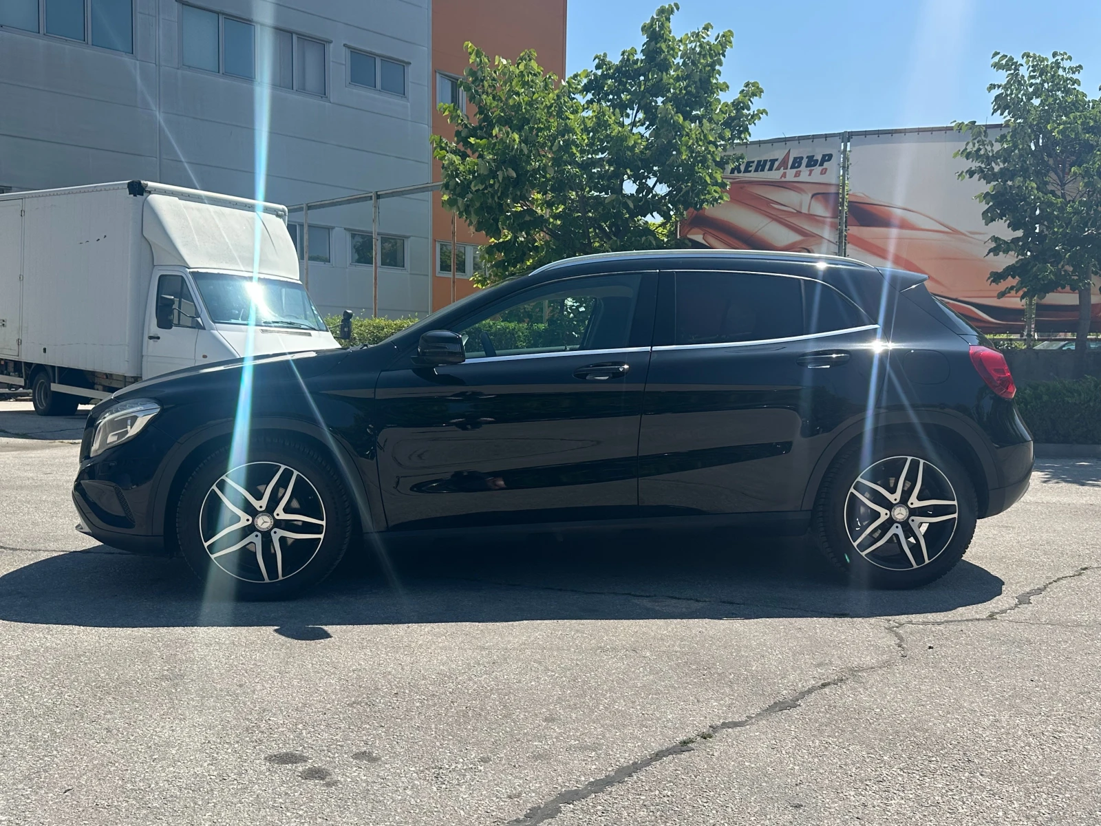 Mercedes-Benz GLA 180 CDI 109к.с. Автоматик/EURO 6B - изображение 2