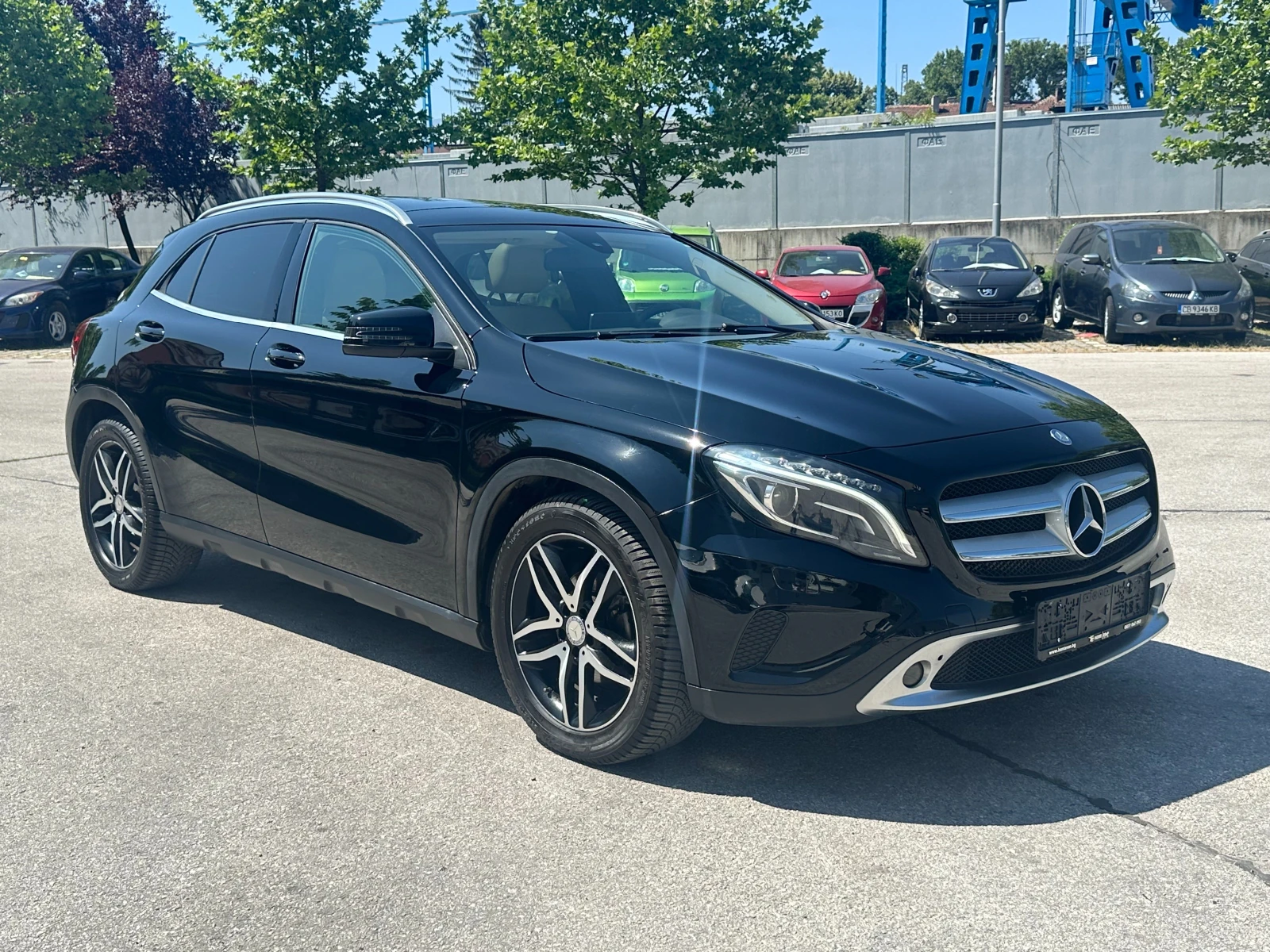 Mercedes-Benz GLA 180 CDI 109к.с. Автоматик/EURO 6B - изображение 6
