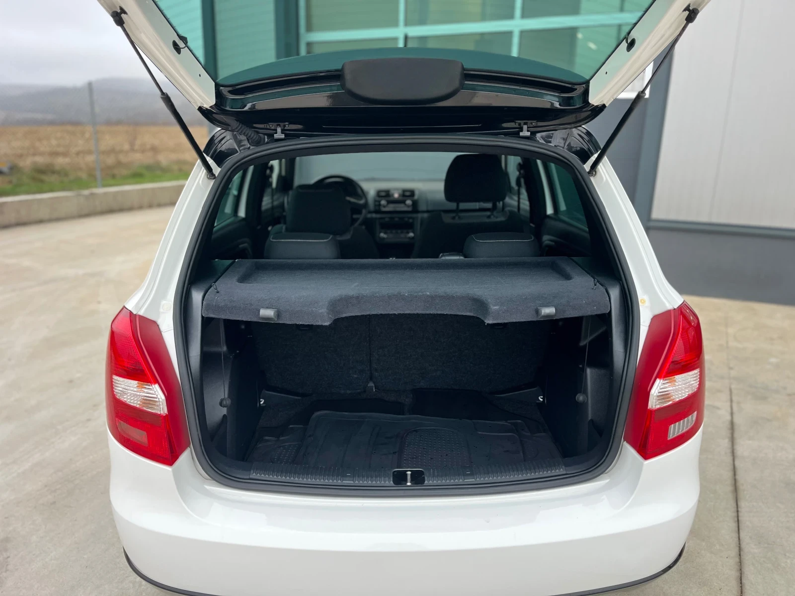 Skoda Fabia MONTE-CARLO - изображение 7