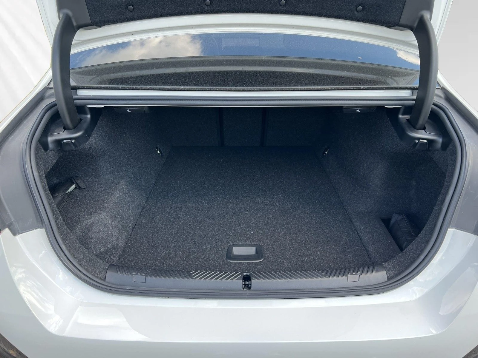 BMW i5 eDrive40/ M-SPORT/ B&W/ 360/ LED/ SHADOW LINE/  | Mobile.bg   14